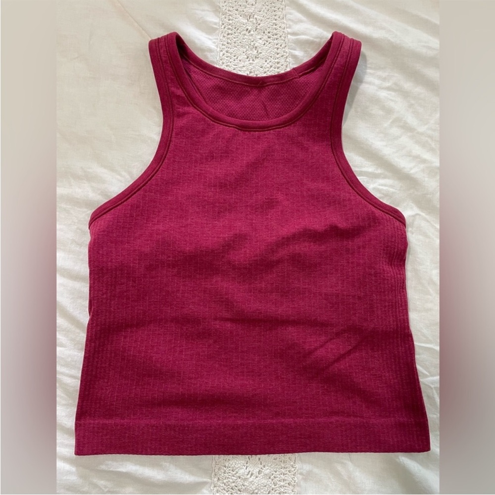 EUC Lululemon Ebb To Street Size 4
